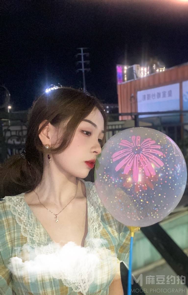 夜景模特