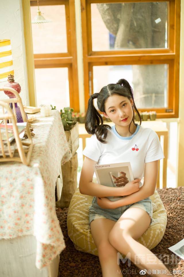 胶片模特