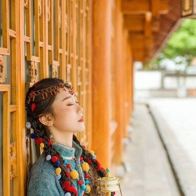妆容模特