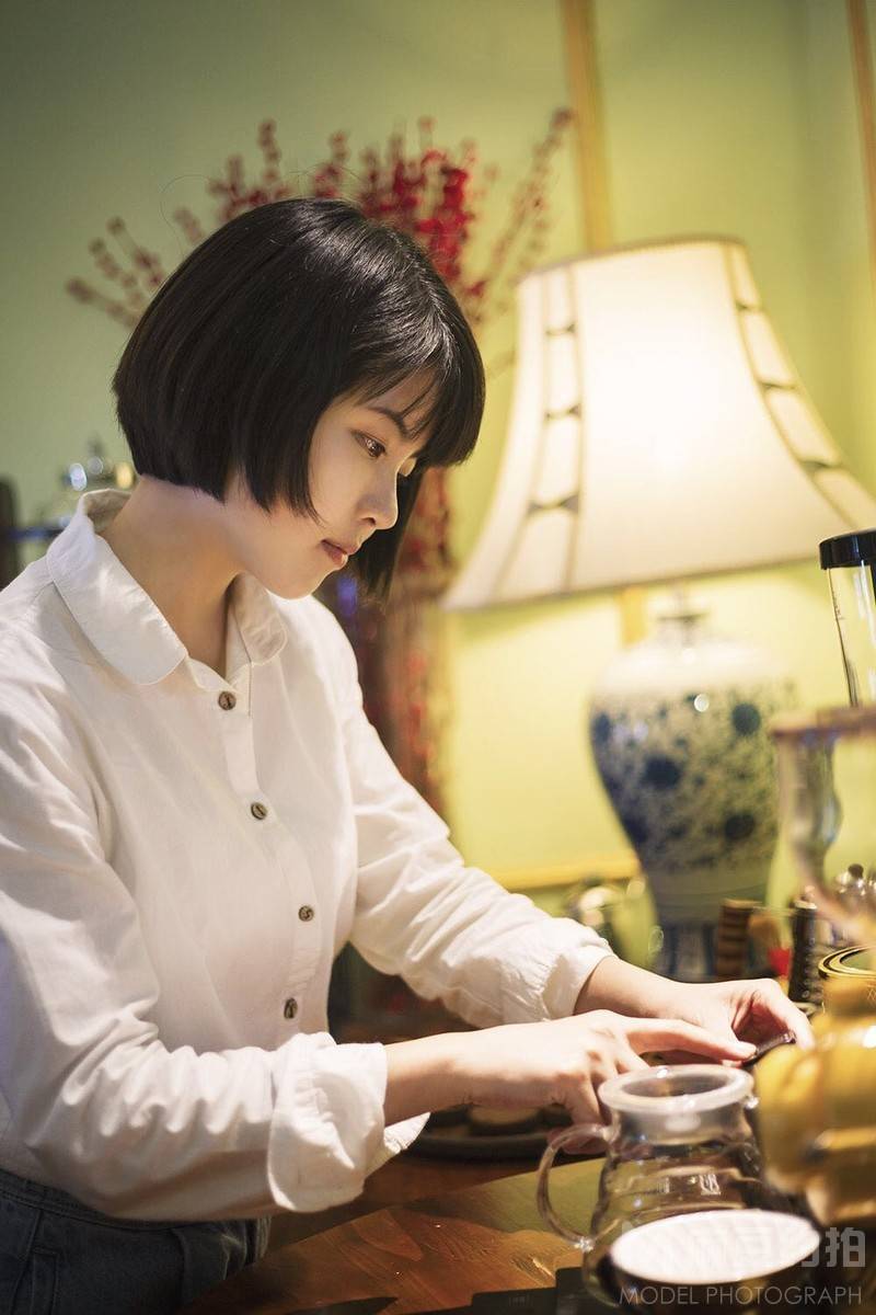 校园模特