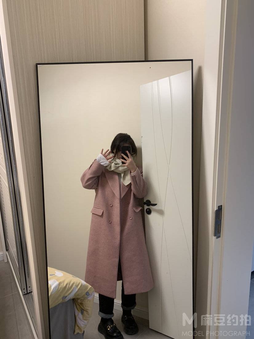 黑白模特