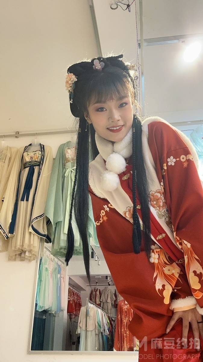 校园模特