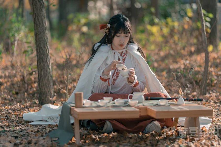 汉服模特