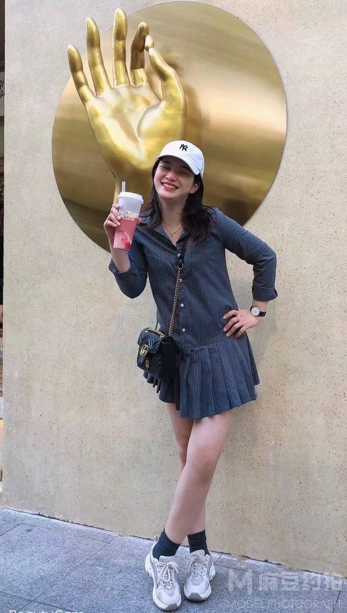 清新模特