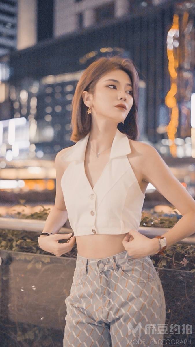 夜景模特