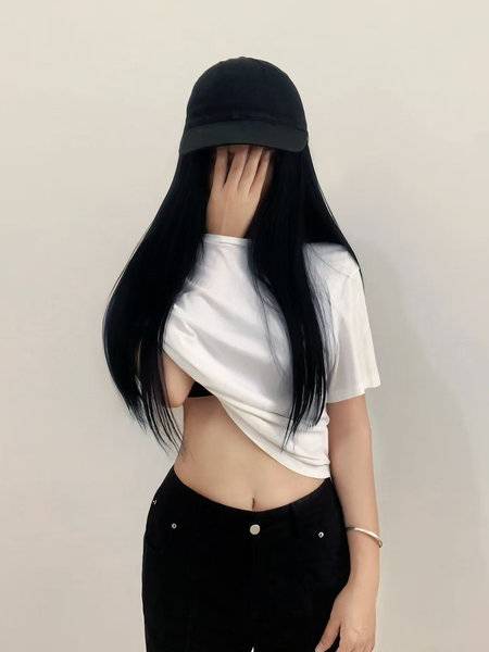 黑白模特