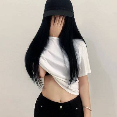 黑白模特