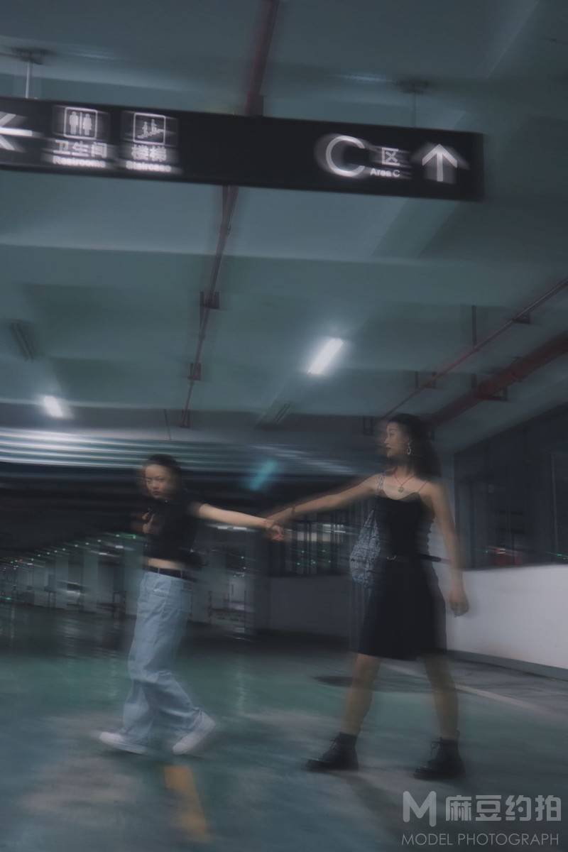 暗黑模特