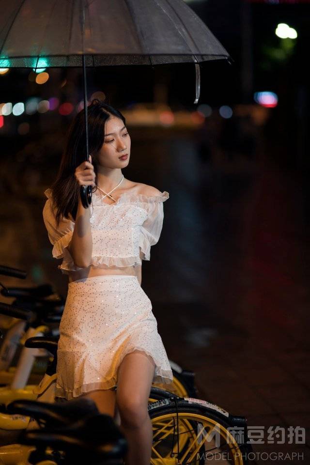 夜景模特
