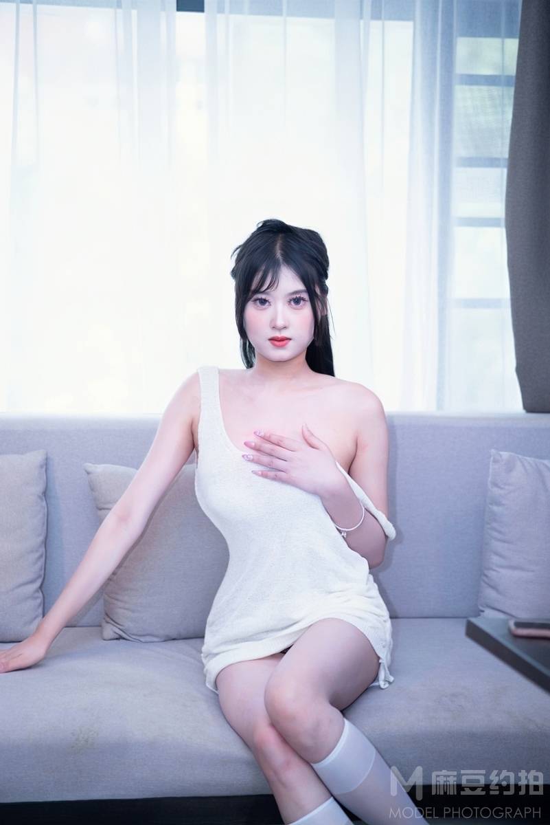 黑白模特