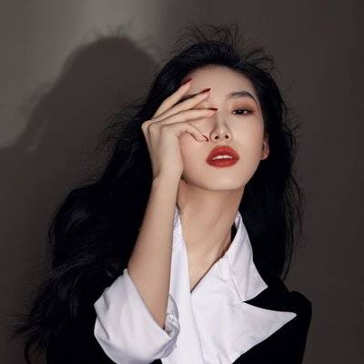 黑白模特