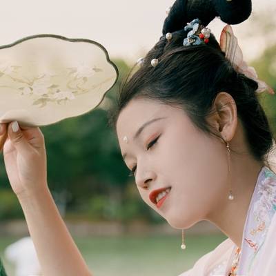 汉服模特