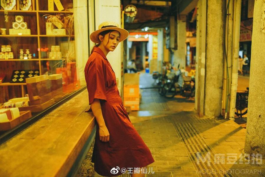 夜景模特