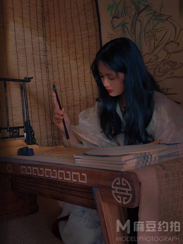 纪实模特