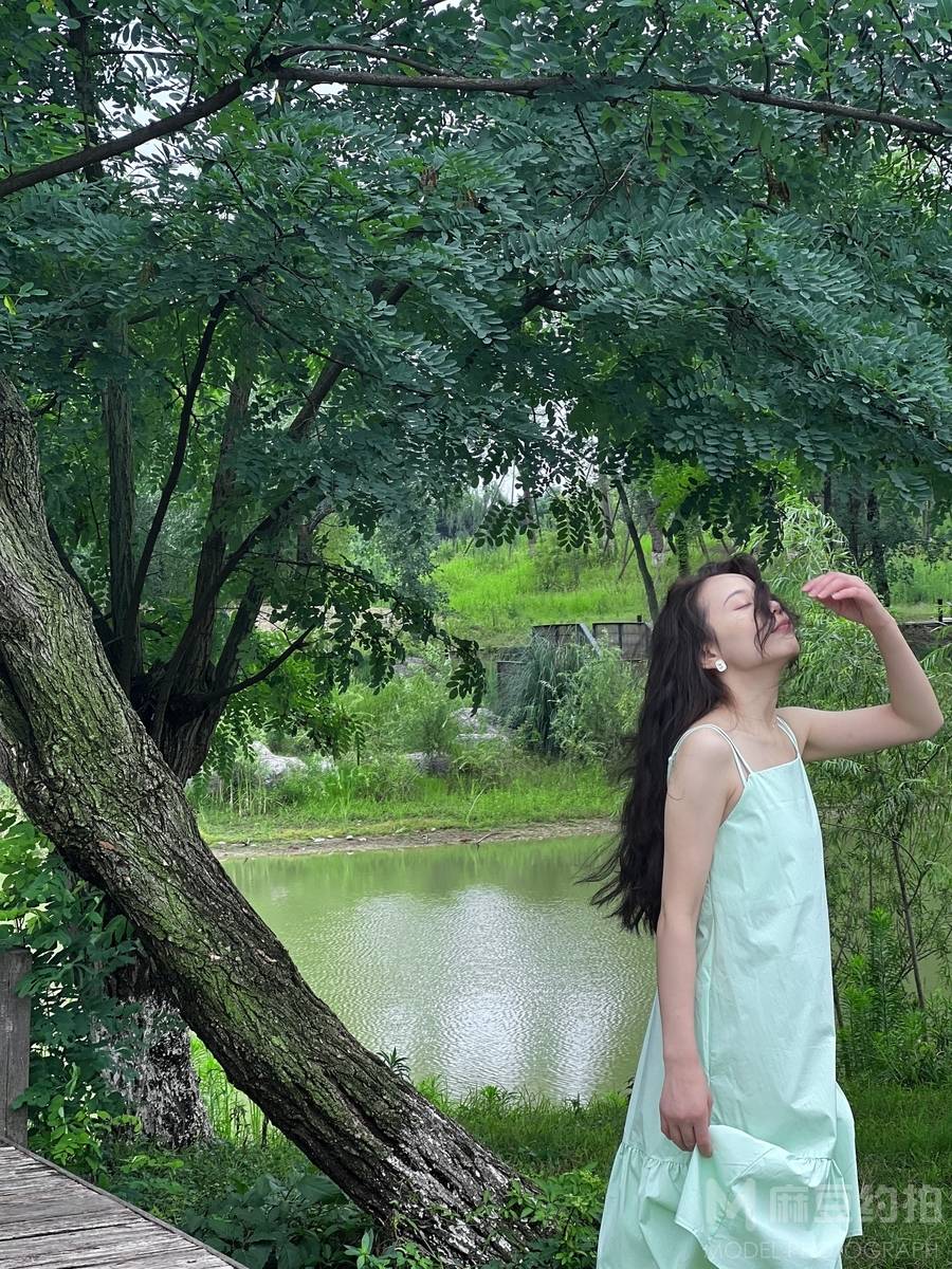 清新模特