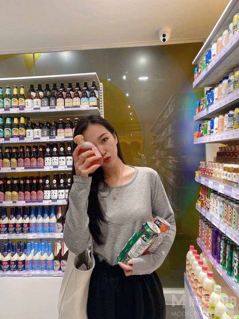 妆容模特