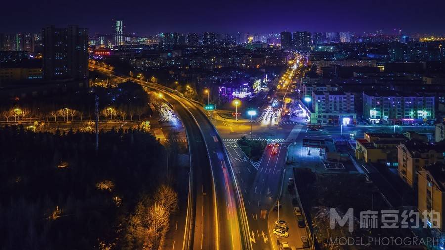 夜景模特