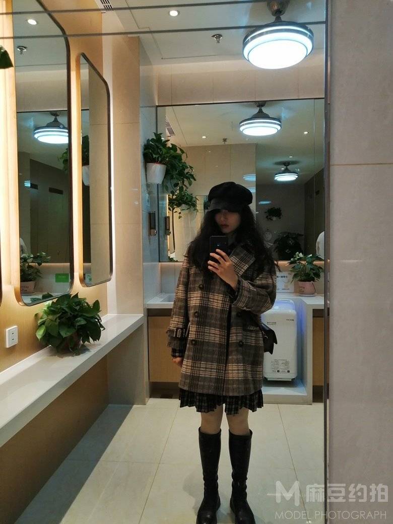 校园模特