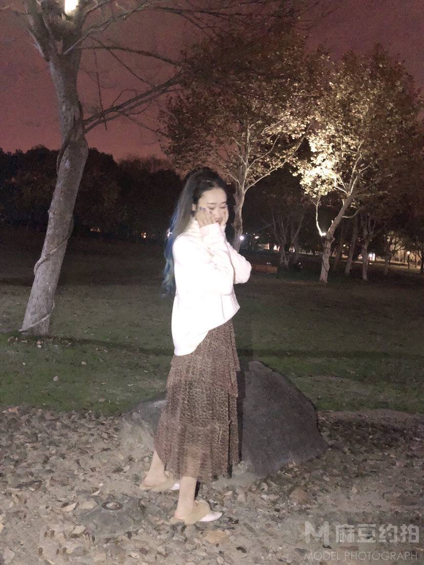 夜景模特