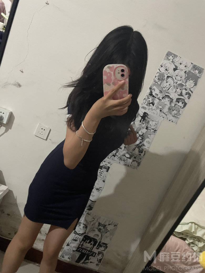 黑白模特