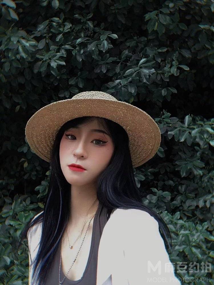 暗黑模特