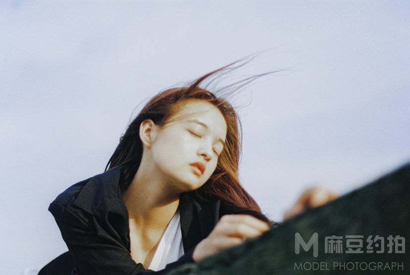 胶片模特