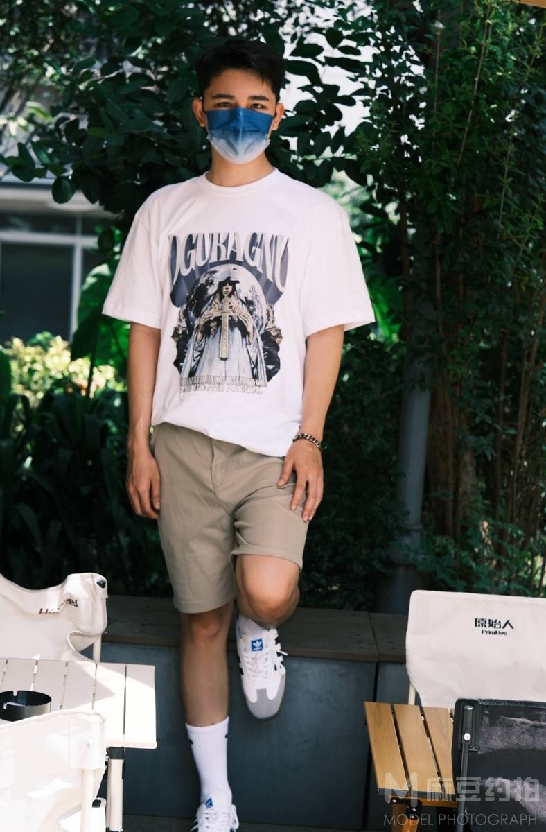 胶片模特