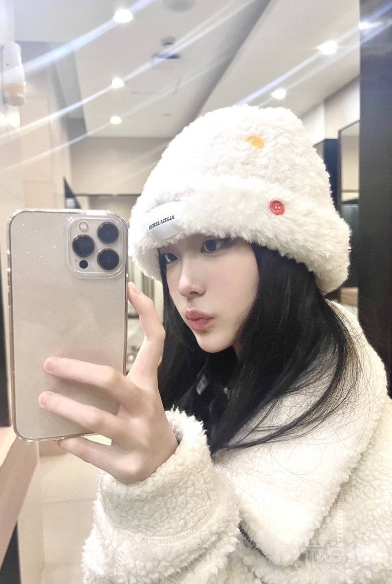 胶片模特