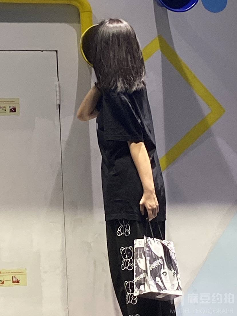 纪实模特