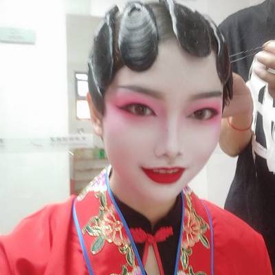妆容模特