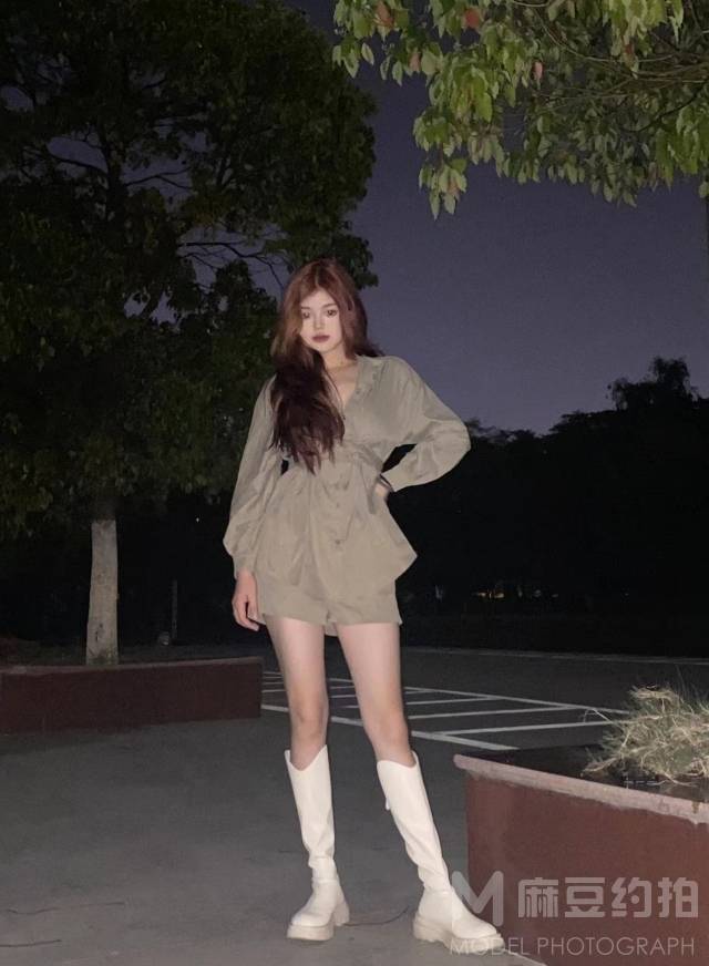 夜景模特
