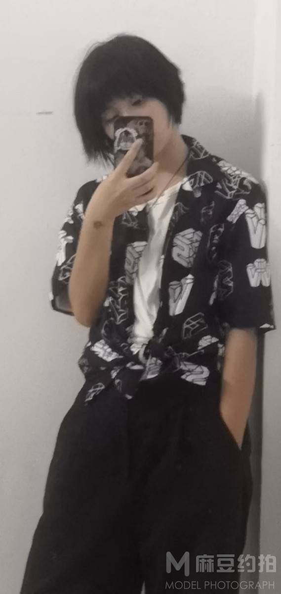 胶片模特