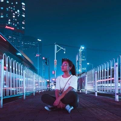 夜景模特
