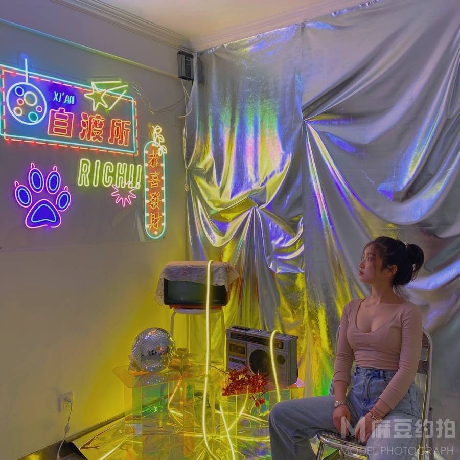 胶片模特