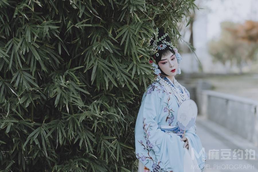 妆容模特