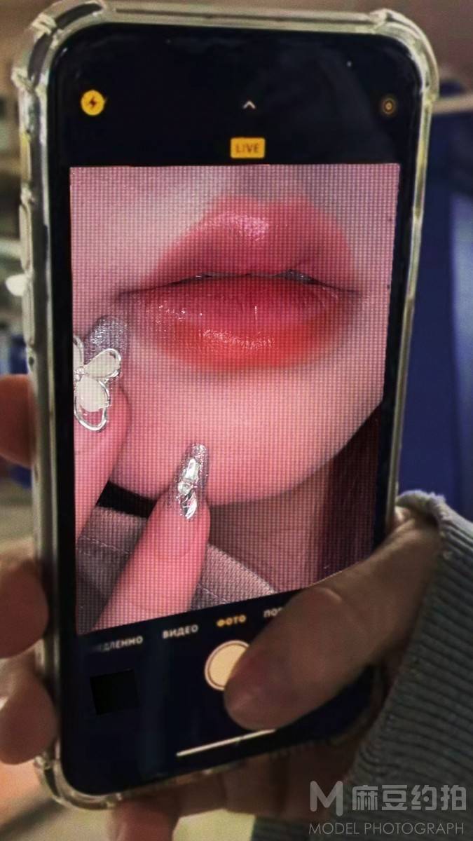 妆容模特