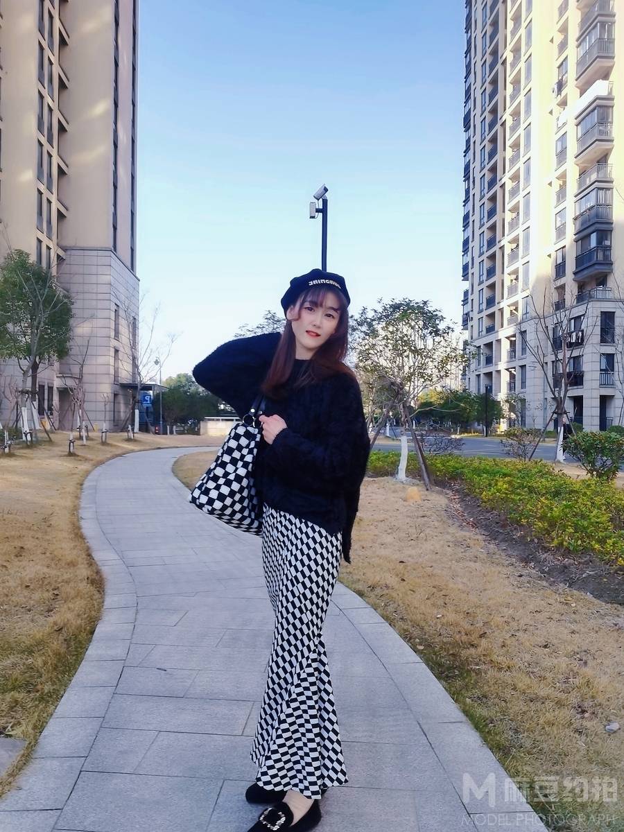 黑白模特