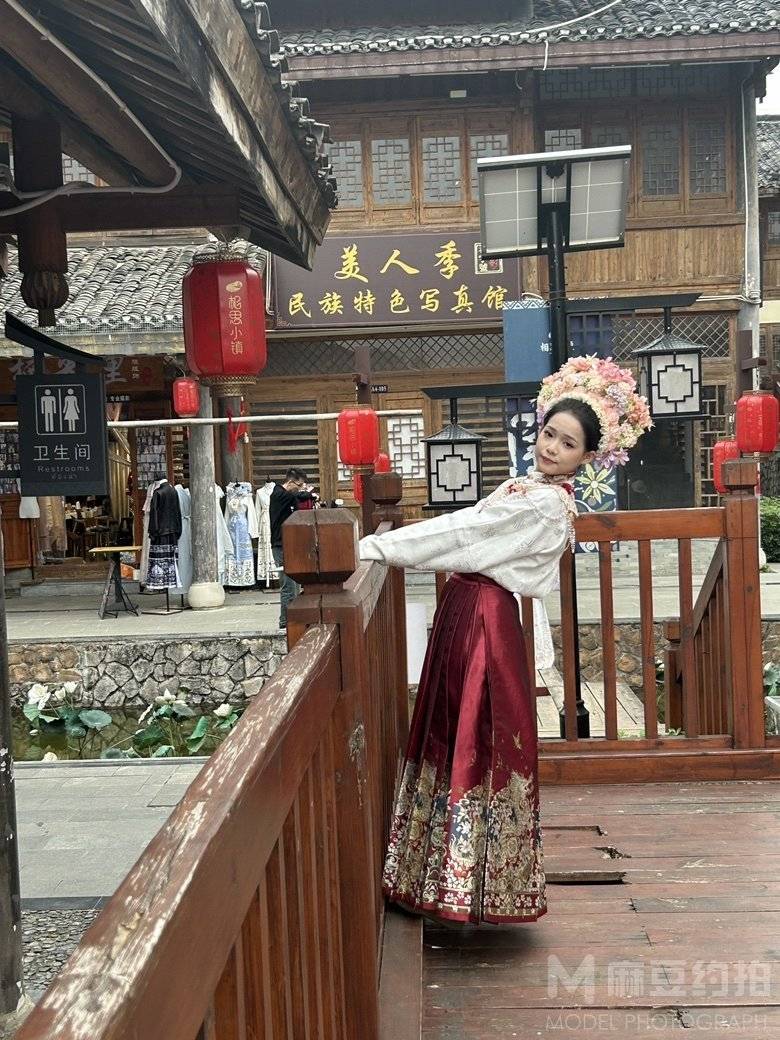 汉服模特