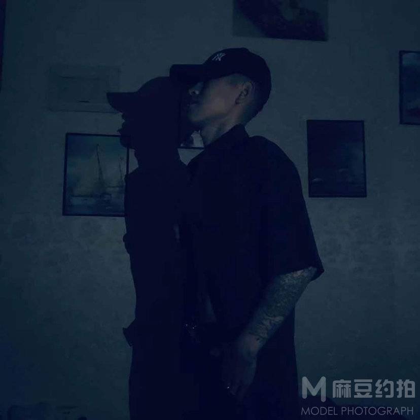 暗黑模特