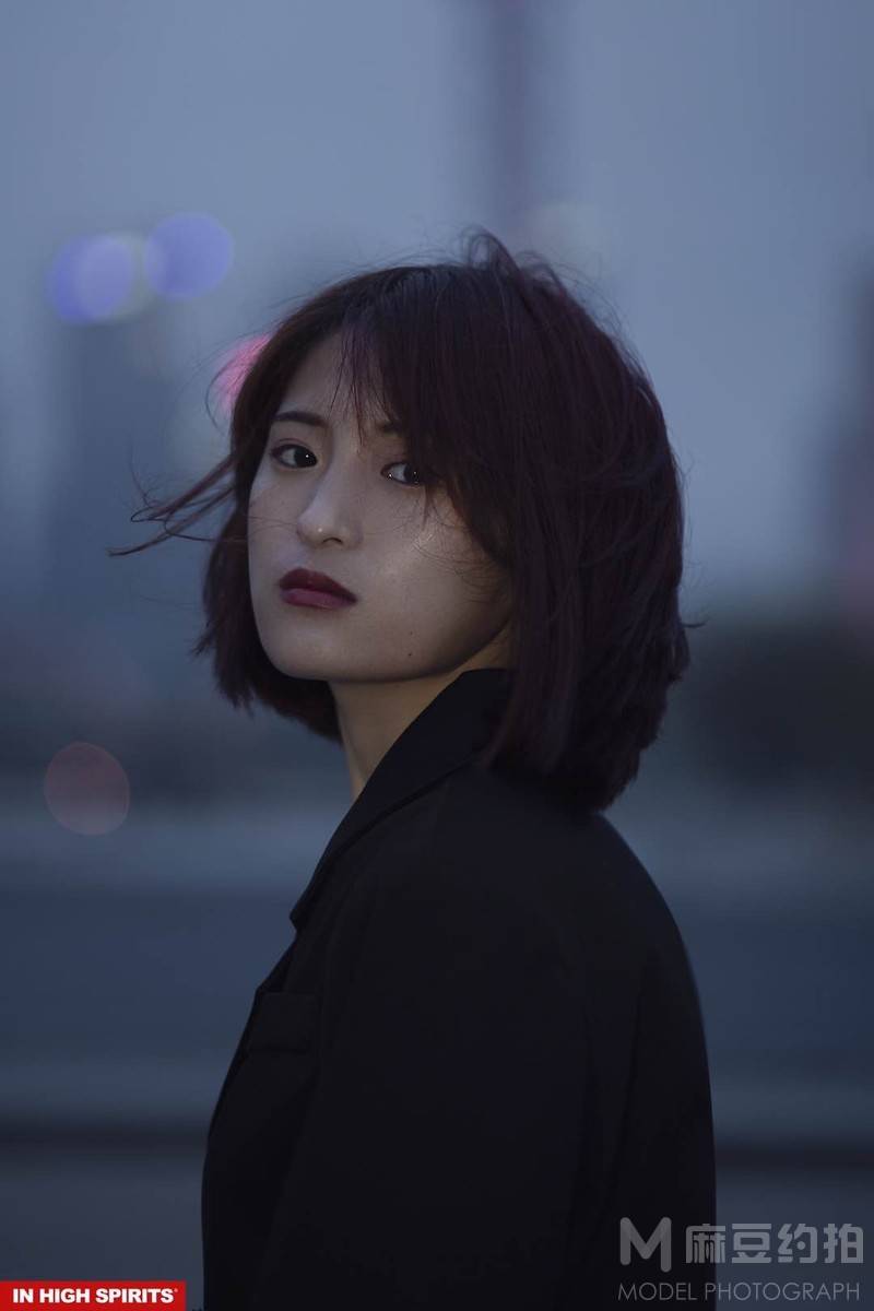 夜景模特