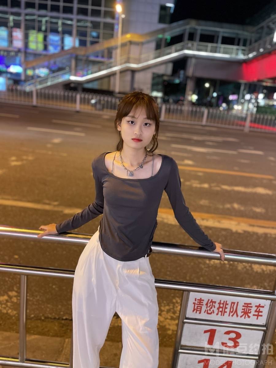 商务模特