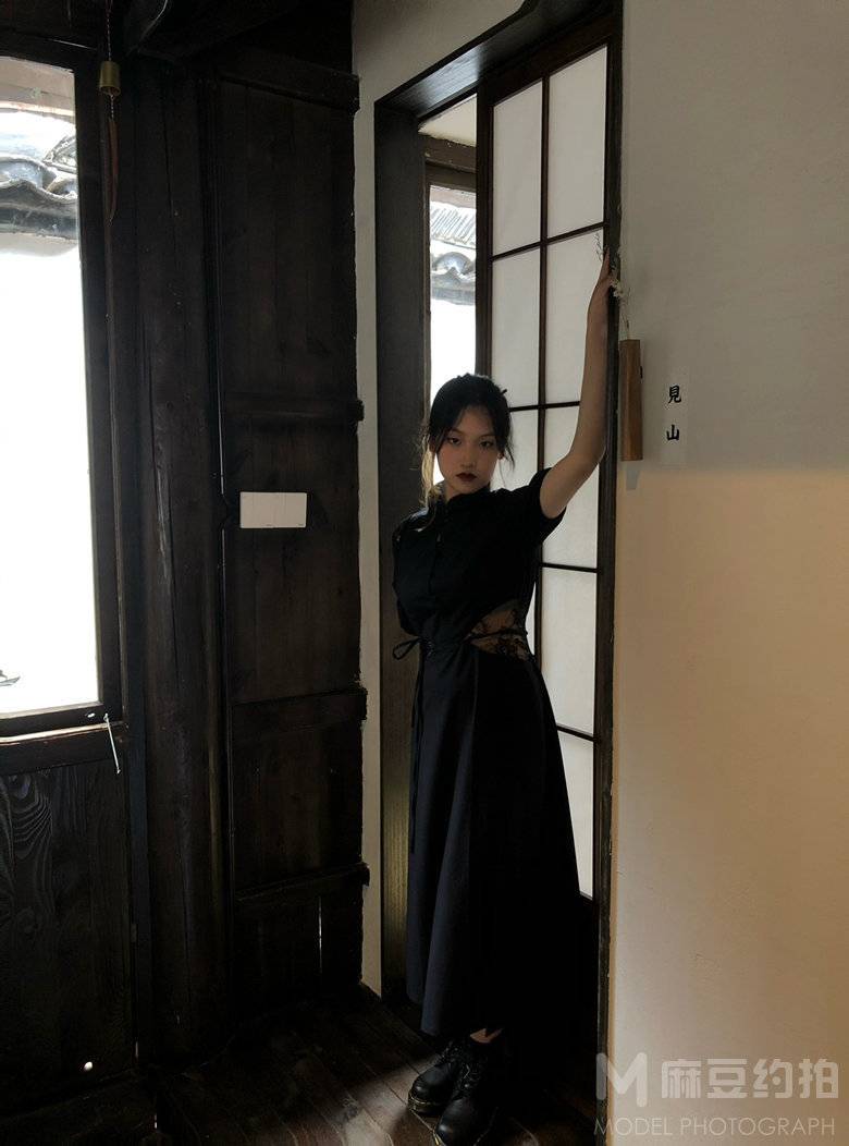 暗黑模特