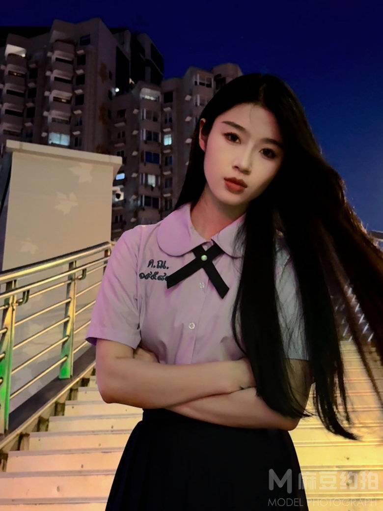 校园模特