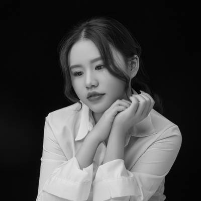 黑白模特
