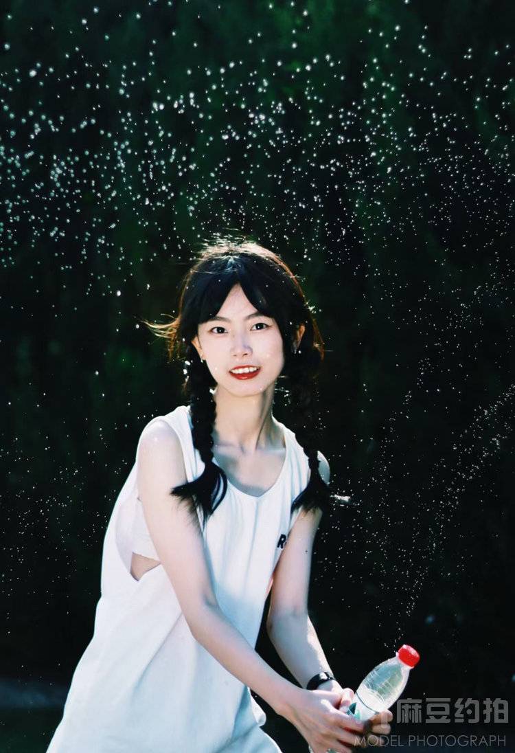 校园模特