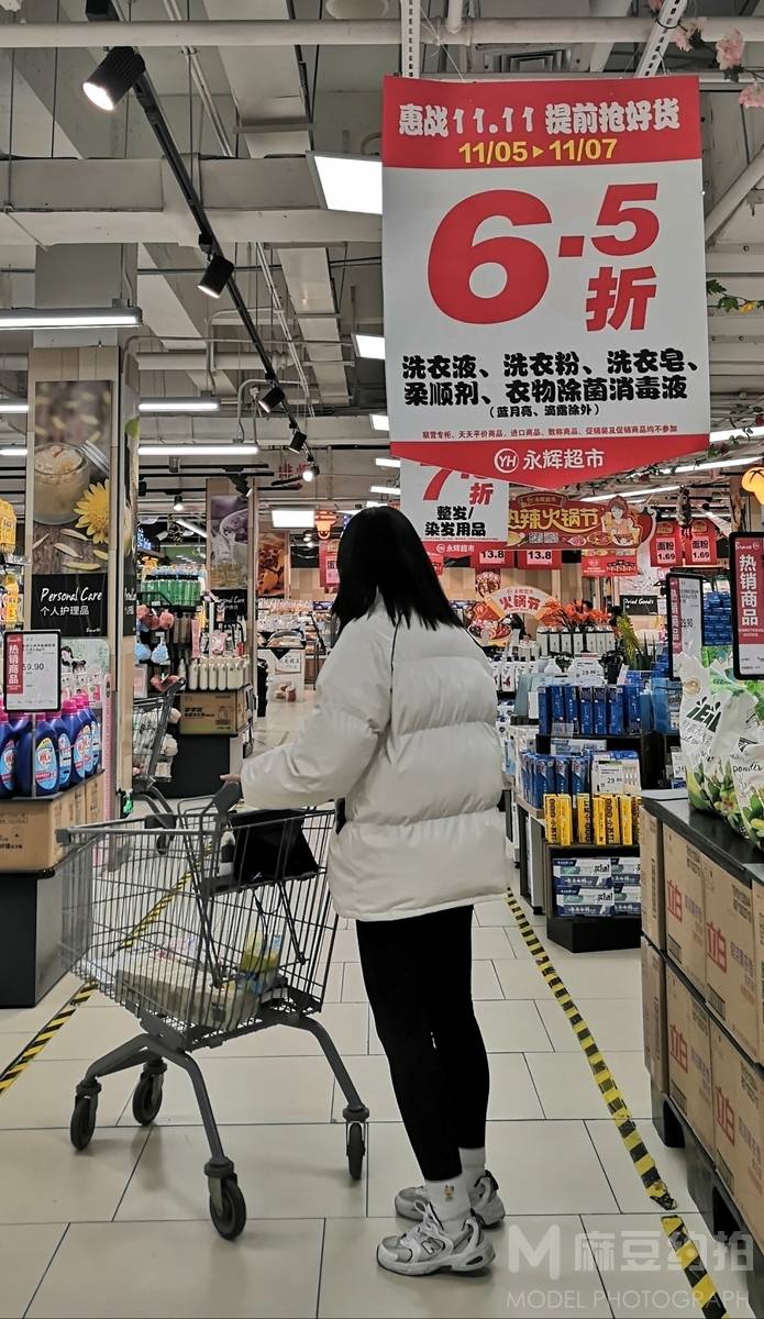 少女模特