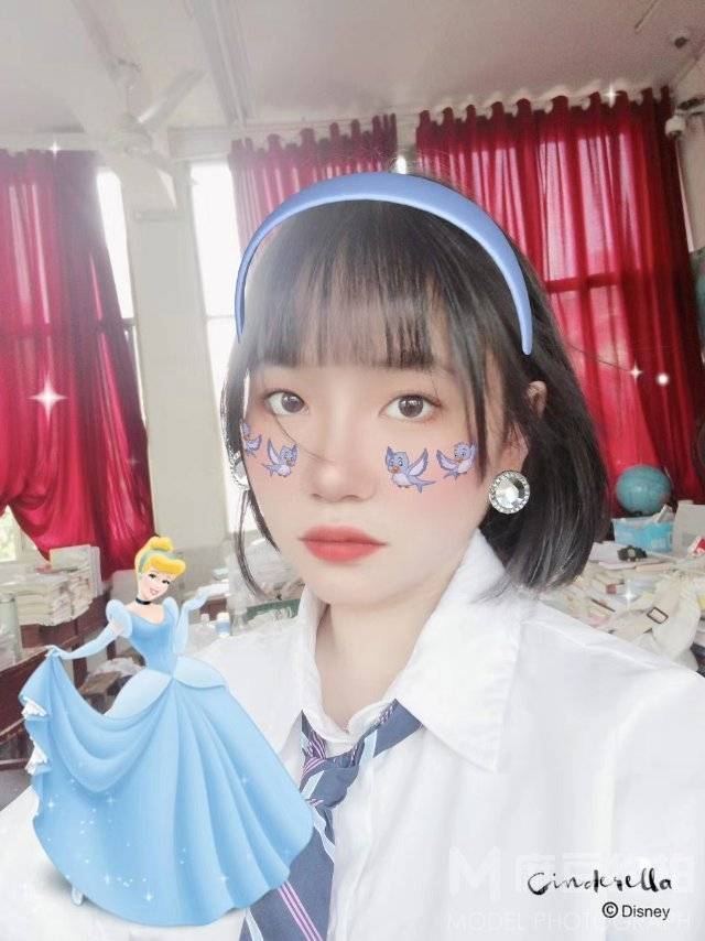 校园模特