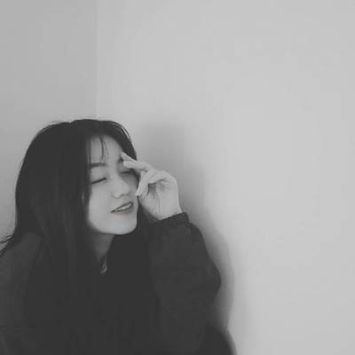 黑白模特