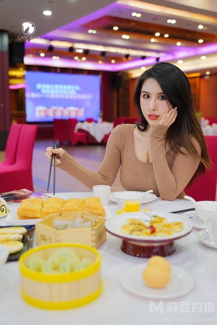纪实模特