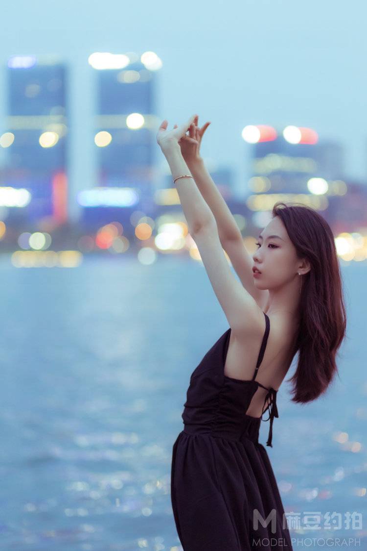 夜景模特